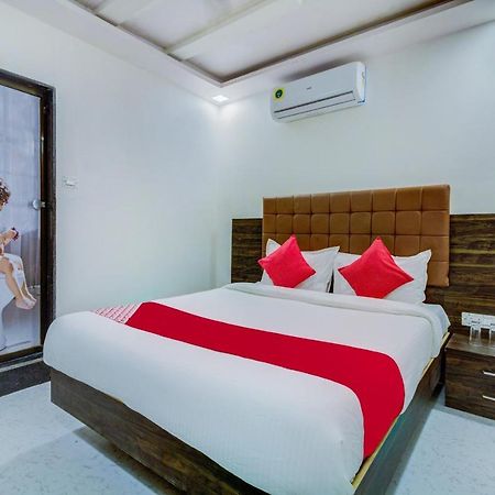 Hotel Golden Palace Lodging And Boarding Thane Exteriör bild