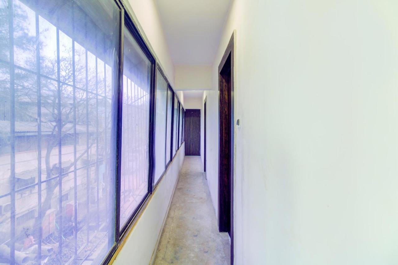 Hotel Golden Palace Lodging And Boarding Thane Exteriör bild